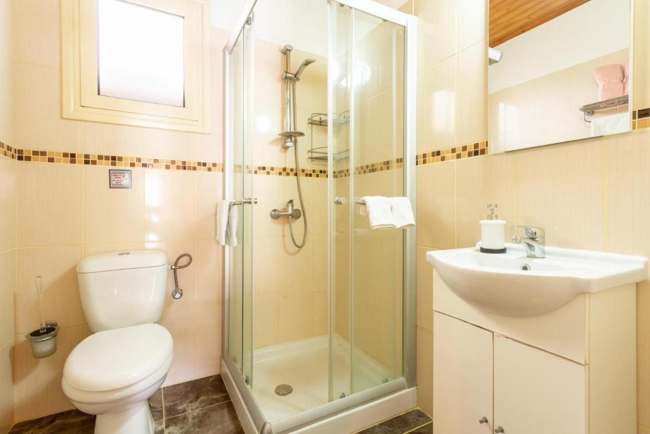Kato Yialia Villa Constantinos מראה חיצוני תמונה